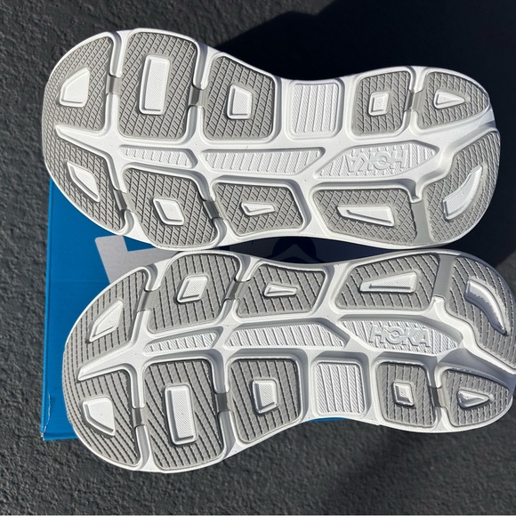 Hoka Bondi 9 Women’s Sneakers in Stardust Silver - Picture 6 of 7